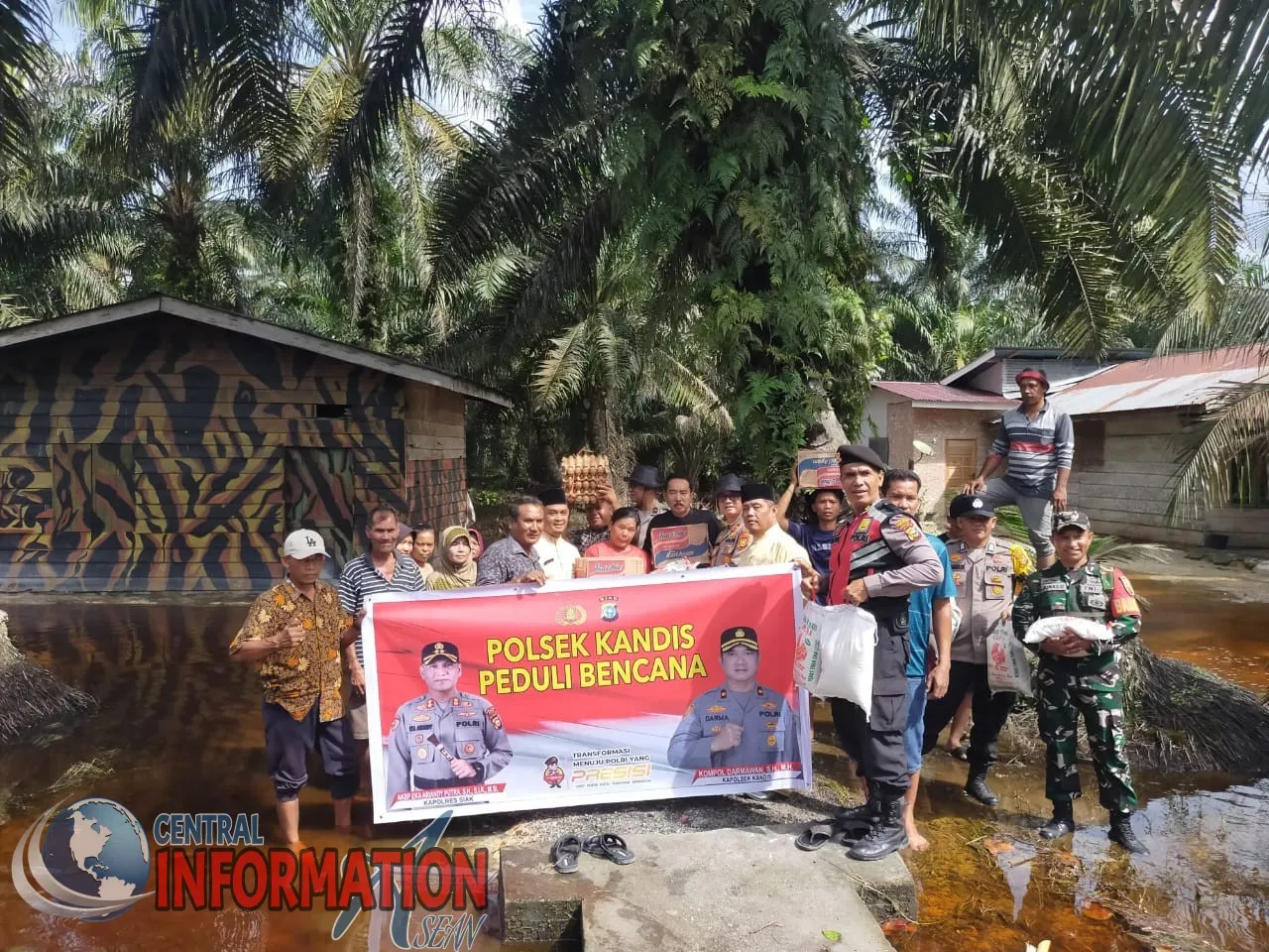 Bantuan Sembako Polsek Kandis untuk Korban Banjir Pencing Bekulo